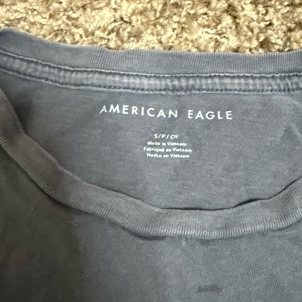 American Eagle Outfitters Gray Short Sleeve Tee